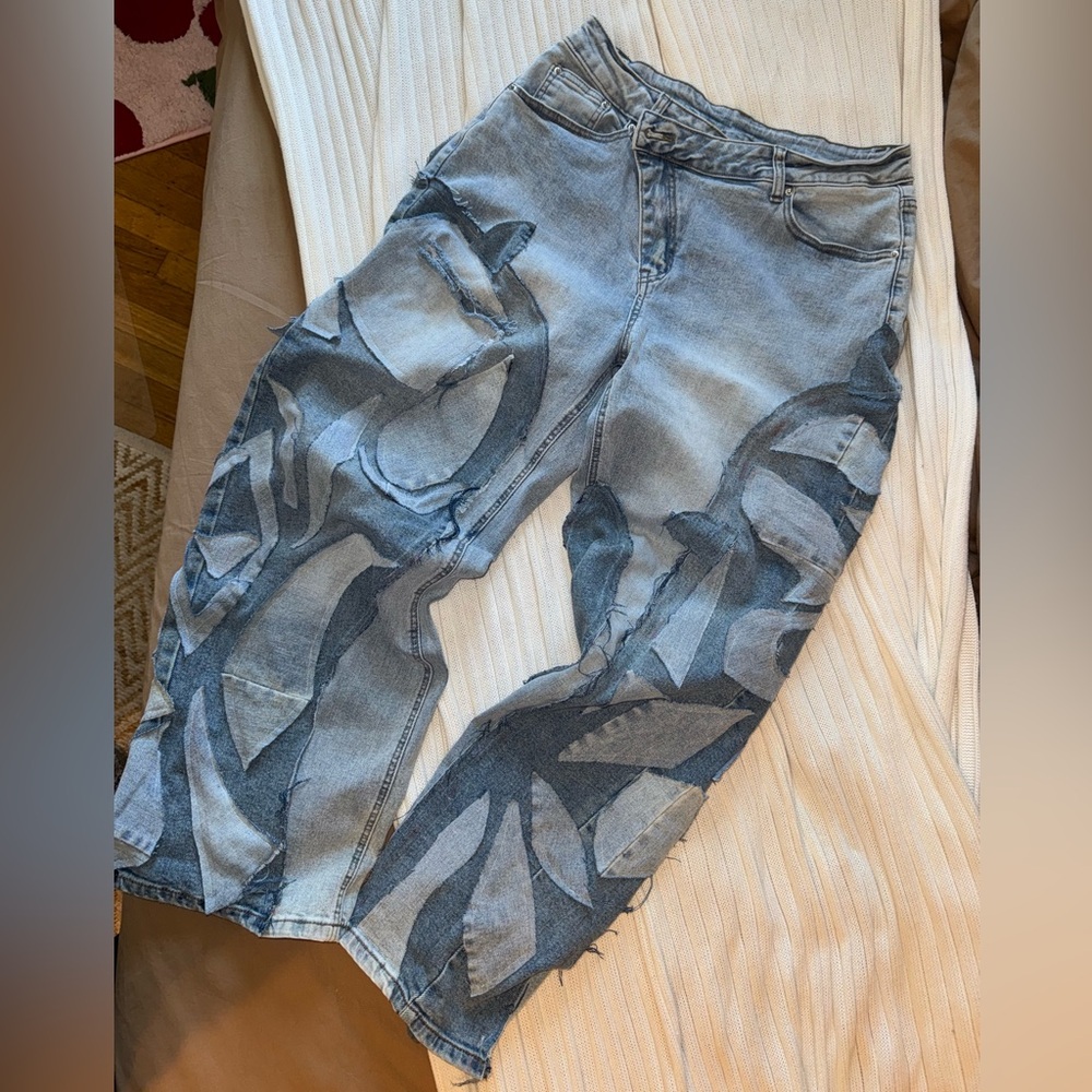 Custom Patchwork Light Wash Denim Jeans with Abstract Appliqué - Picture 2 of 7
